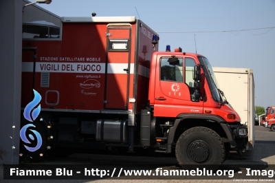 Mercedes-Benz Unimog U500
Vigili del Fuoco
Comando Provinciale di Roma
Nucleo Radio e Telecomunicazioni
VF 24615
Parole chiave: Mercedes-Benz Unimog_U500 VF24615