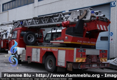 Iveco Zeta 109-14
Vigili del Fuoco
Comando Provinciale di Frosinone
AutoScala allestimento Iveco-Magirus
Fotografata presso l'officina Iveco Luigi Ferrari
VF 16273 
Parole chiave: Iveco Zeta_109-14 VF16273