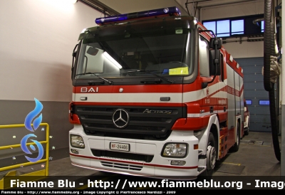 Mercedes-Benz Actros 1841 II serie 
Vigili del Fuoco
Fotografato presso l'officina Iveco Luigi Ferrari
VF 24466
Parole chiave: Mercedes-Benz Actros_1841_IIserie VF24466