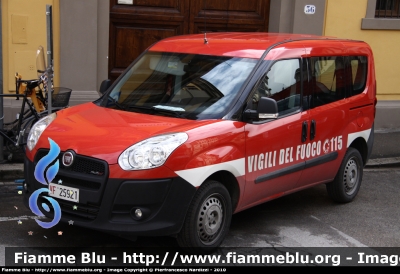 Fiat Doblò III serie
Vigili del Fuoco
Comando Provinciale di Firenze
VF 25921
Parole chiave: Fiat Doblò_IIIserie VF25921 Santa_Barbara_2010