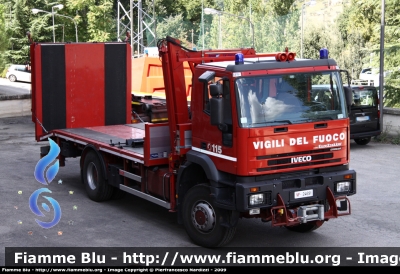 Iveco EuroTrakker 190E35 4x4
Vigili del Fuoco
Comando Provinciale di Chieti
Nucleo Telecomunicazioni
Con allestimento TCM
VF 24691
Parole chiave: Iveco EuroTrakker_190E35_4x4 VF24691