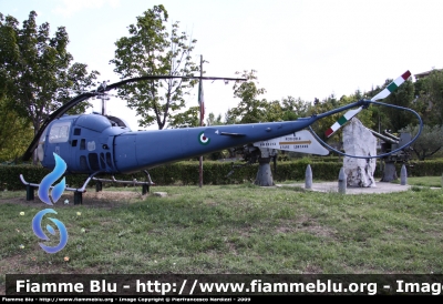 Agusta-Bell Ab-47j
Aeronautica Militare
Scuola Sottoufficiali A. M.
velivolo conservato presso il parco dedicato ai caduti delle guerre di Chieti
MM 80213
Parole chiave: Agusta-Bell Ab-47j