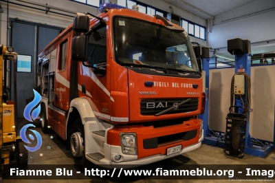 Volvo FL 280 III serie
Vigili del Fuoco
AutoPompaSerbatoio allestimento Bai
fotografata presso l'officina Iveco Luigi Ferrari
VF 26175
Parole chiave: Volvo FL280_IIIserie VF26175