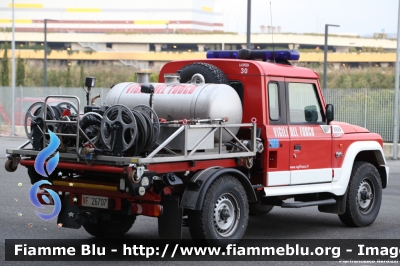 Iveco Massif
Vigili del Fuoco
Comando Provinciale di La Spezia
Automezzo con impianto scarrabile
Modulo AIB
Allestimento Baggio & De Sordi
VF 26707
Parole chiave: Iveco Massif VF26707