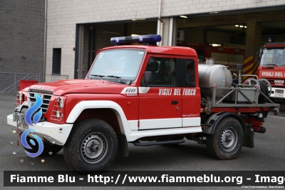 Iveco Massif
Vigili del Fuoco
Comando Provinciale di La Spezia
Automezzo con impianto scarrabile
Modulo AIB
Allestimento Baggio & De Sordi
VF 26707
Parole chiave: Iveco Massif VF26707