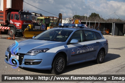 Renault Laguna Sportour III serie restyle
Polizia di Stato
Polizia Stradale in servizio sulla rete autostradale di Autostrade per l'Italia
POLIZIA H5650
Parole chiave: Renault Laguna_Sportour_IIIserie_restyle POLIZIAH5650