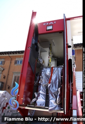 Mercedes-Benz Actros 1844 4x4 II serie
Vigili del Fuoco
Comando Provinciale di Pisa
Distaccamento Aeroportuale
Automezzo Soccorso Aeroportuale allestimento Bai
VF 25233
Parole chiave: Mercedes-Benz Actros_1844_4x4_IIserie VF25233 Giornate_della_Protezione_Civile_Pisa_2009