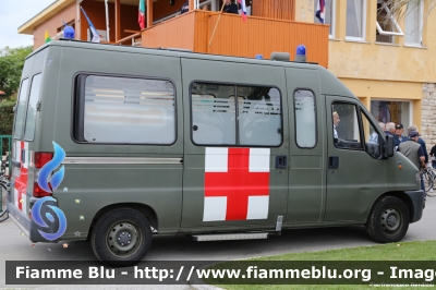 Fiat Ducato Maxi II serie
Aeronautica Militare
Servizio Sanitario
46° Brigata Aerea
AM AI 735
Parole chiave: Fiat Ducato_Maxi_IIserie AMAI735