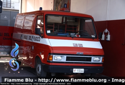 Fiat 242E
Vigili del Fuoco
Comando Provinciale di Chieti
Distaccamento di Lanciano (CH)
Carro Allagamenti
Ancora in uso
VF 13244 
Parole chiave: Fiat 242E VF13244