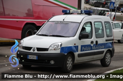 Renault Kangoo I serie II restyle
Polizia Municipale Termoli (CB)
Parole chiave: Renault Kangoo_Iserie_IIrestyle