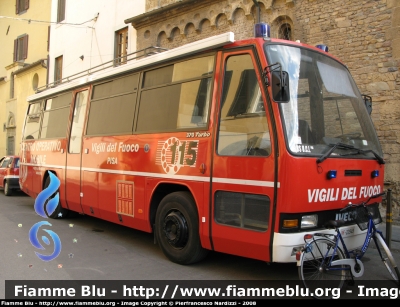 Iveco 370
Vigili del Fuoco
Comando Provinciale di Pisa
Centro Operativo Mobile
VF 22949
Parole chiave: Iveco 370 VF22949 Giornate_della_Protezione_Civile_Pisa_2008