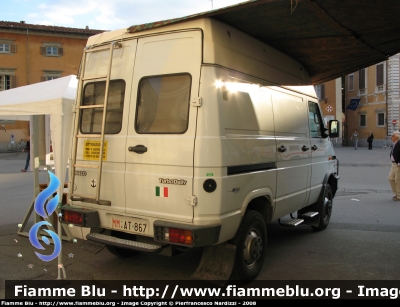 Iveco Daily 35-10 4x4 II Serie
Marina Militare Italiana
C.I.S.A.M.
MM AT 867
Parole chiave: Iveco Daily_II Serie_CISAM_Marina_Militare_Giornate_della_Protezione_Civile_Pisa_2008