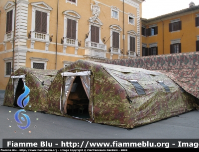 Tende da Campo 
Esercito Italiano
Parole chiave: Tende da Campo_Esercito_Italiano_Giornate_della_Protezione_Civile_Pisa_2008