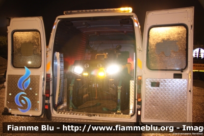 Fiat Ducato II serie
Autostrade per l'Italia
Veicolo sperimentale, impiegato per il trasporto del Quad 4x4.
Assegnato ai Centri di Manutenzione Autostradale di: Genova, Barberino del Mugello (FI) e Vasto Nord (CH)
Parole chiave: Fiat Ducato_IIserie