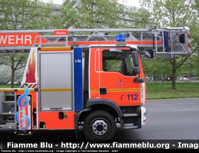 MAN TGM 15.280 I serie
Bundesrepublik Deutschland - Germany - Germania
Berliner Feuerwehr
B 2306
Parole chiave: Man TGM_15.280_Iserie