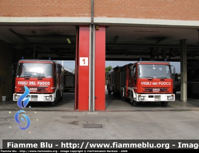 Iveco CityEuroFire 100E21 I serie
Vigili del Fuoco
Comando Provinciale di Livorno
AutoPompaSerbatoio allestimento Iveco-Magirus
VF 19980
VF 19890
Parole chiave: Iveco CityEuroFire_100E21_Iserie VF19980 VF19890