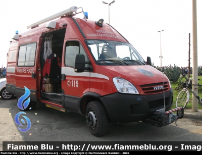 Iveco Daily IV serie
Vigili del Fuoco
Comando Provinciale di Livorno 
Nucleo Soccorso Subacqueo Acquatico
Allestimento Elevox
VF25254
Parole chiave: Iveco Daily_IVserie VF25254