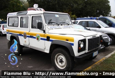 Land Rover Defender 110
Associazione Volontari Protezione Civile Cavenago Brianza (MB)
Parole chiave: Land-Rover Defender 110_PC Cavenago Brianza_REAS 2009