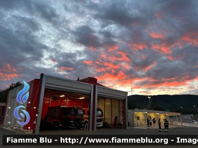 Volvo FL 280 4x4 IV serie 
Vigili del Fuoco
Comando Provinciale di Firenze
Distaccamento di Barberino del Mugello
AutoPompaSerbatoio allestimento RED
Acquistata da Autostrade per l'Italia
Parole chiave: Volvo FL280_4x4_IVserie 