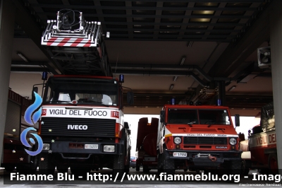 Iveco 330-35
Vigili del Fuoco
Comando Provinciale di Roma
Distaccamento Cittadino
Roma Nomentano
AutoScala da 50 metri allestimento
Iveco-Magirus
VF 14777
Parole chiave: Iveco 330-35 VF14777 VF17950