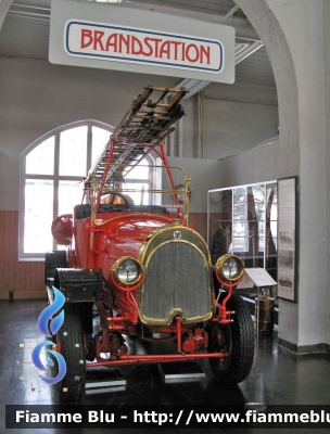 Scania-Vabis
Sverige - Svezia
Storstockholms Brandförsvar - Vigili del Fuoco Stoccolma
Scania Museum di Södertälje
