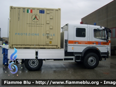 Mercedes-Benz Atego 1222 4x4 III serie
Protezione Civile
Gruppo Comunale di Cividale del Friuli (UD)
Trasporto container da 10" del Dipartimento Protezione Civile
Parole chiave: Mercedes-Benz Atego_1222_4x4_IIIserie