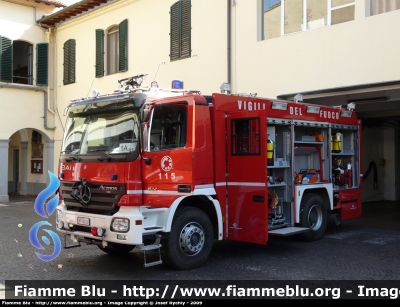 Mercedes-Benz Actros 1832 II serie
Vigili del Fuoco
Comando Provinciale di Firenze
Distaccamento di Firenze Ovest "Indiano"
AutoPompaSerbatoio bimodale (strada-rotaia)
VF 24125
Parole chiave: Mercedes-Benz Actros_1832_IIserie VF24125