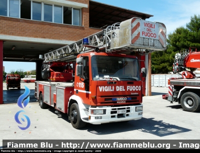 Iveco EuroFire 150E27 I serie
Vigili del Fuoco
Comando Provinciale di Livorno
VF 19391
Parole chiave: Iveco EuroFire_150E27_Iserie VF19391