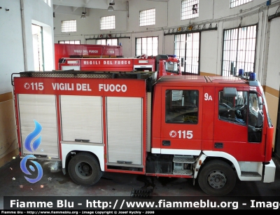 Iveco CityEuroFire 100E21 I serie
Vigili del Fuoco
Comando Provinciale di Roma
Distaccamento Cittadino di Roma Ostiense
AutoPompaSerbatoio allestimento Iveco-Magirus
Parole chiave: Iveco CityEuroFire_100E21_Iserie