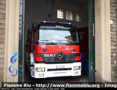 Mercedes-Benz Atego 1828 I serie
Vigili del Fuoco
Distaccamento cittadino di Roma Ostiense
VF 22983
Parole chiave: Mercedes-Benz Atego_1828_Iserie VF22983