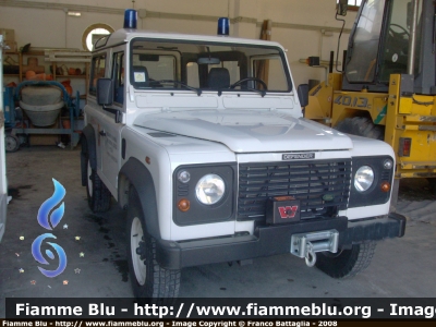 Land Rover Defender 90
Protezione Civile Calabria
Parole chiave: Land_Rover Defender_90