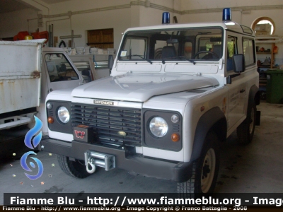 Land Rover Defender 90
Protezione Civile Calabria
Parole chiave: Land_Rover Defender_90