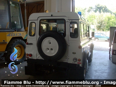 Land Rover Defender 90
Protezione Civile Calabria
Parole chiave: Land_Rover Defender_90