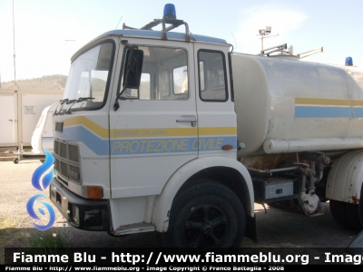 Iveco 110NC
Protezione Civile Calabria
vecchia livrea
Parole chiave: Iveco 110NC