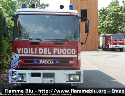 Iveco City2000 100E21 I serie
Vigili del Fuoco
Comando Provinciale di Gorizia
Distaccamento di Monfalcone (GO)
AutoPompaSerbatoio allestimento Iveco-Magirus
VF 21280
Parole chiave: Iveco City2000_100E21_Iserie VF21280