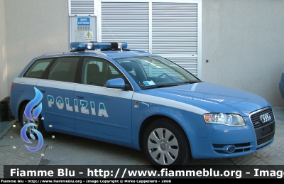 Audi A4 Avant 2.0 tdi IV Serie
Polizia Stradale in servizio sulla A4 Padova - Venezia
qui fotografata prima della consegna
Parole chiave: Audi A4_Avant_IVserie