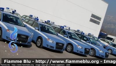 Audi A4 Avant IV serie
Polizia di Stato
Polizia Stradale in servizio sulla A22 Modena-Brennero
Autovetture appartenenti alla prima fornitura
Parole chiave: Audi A4_Avant_IVserie Polizia