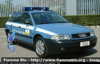 Audi A4 Avant 2.5 TDI Quattro II serie
Polizia Stradale in servizio sulla A22 Modena - Brennero
Parole chiave: Audi A4_Avant_IIserie PoliziaE4206