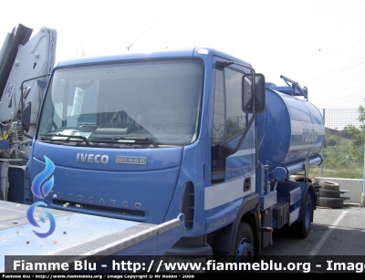 Iveco EuroCargo 120EL17 II serie
Polizia di Stato
Servizio Aereo
Autorifornitore Nuova Ma.Na.Ro. in servizio presso l'elinucleo di Pratica di Mare
Polizia F4196
Parole chiave: Iveco EuroCargo_120EL17_IIserie PoliziaF4196