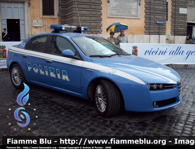 Alfa Romeo 159
Polizia di Stato 
Squadra Volante 
POLIZIA F5381
Parole chiave: Alfa_Romeo 159 PoliziaF5381