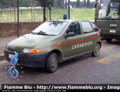 Fiat Punto Iserie
Carabinieri
EIAS186
Parole chiave: Fiat Punto Iserie_EIAS186