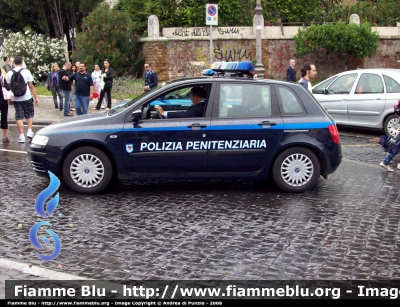 Fiat Stilo II Serie
Polizia Penitenziaria
Autovettura Utilizzata dal Nucleo Radiomobile per i Servizi Istituzionali


Parole chiave: Fiat Stilo II serie