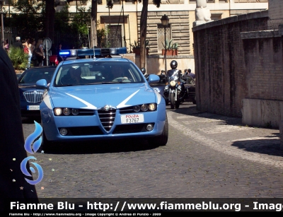 Alfa Romeo 159 Q4
Polizia di Stato
Polizia Stradale
Scorte del Quirinale
Polizia F3767
Parole chiave: Alfa-Romeo 159_polizia F3767