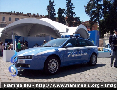 Alfa Romeo 159 Sportwagon
Polizia di Stato
Polizia Stradale
Polizia H0559
Parole chiave: Alfa-Romeo 159_Sportwagon PoliziaH0559