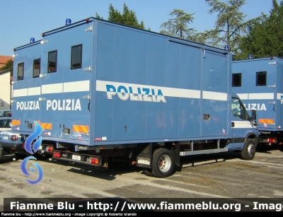 Iveco Daily III serie
Polizia di Stato, polizia scientifica
Parole chiave: Iveco Daily_IIIserie PoliziaF3386