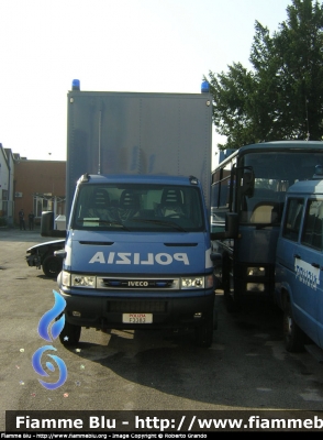 Iveco Daily III serie
Polizia di Stato, polizia scientifica
Parole chiave: Iveco Daily_IIIserie PoliziaF3383