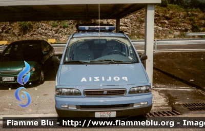 Fiat Ulysse I serie restyle
Polizia di Stato
Polizia Stradale in servizio sulla rete autostradale di Autovie Venete
POLIZIA D9676
Parole chiave: Fiat Ulysse_Iserie_restyle POLIZIAD9676