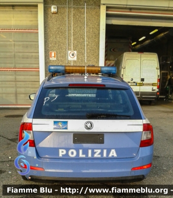 Skoda Octavia Wagon IV serie
Polizia di Stato
Polizia Stradale in servizio sulla Milano Serravalle Milano Tangenziali
Allestimento Focaccia
Decorazione Grafica Artlantis
Parole chiave: Skoda Octavia_Wagon_IVserie