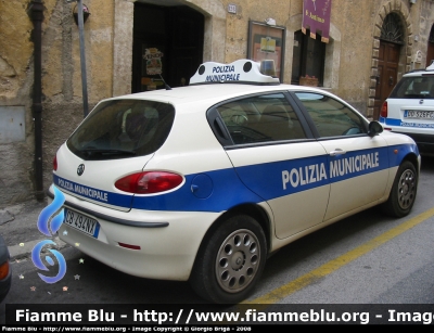 Alfa Romeo 147 I serie
PM Cittaducale
Parole chiave: Alfa_Romeo 147_Iserie PM_Cittaducale