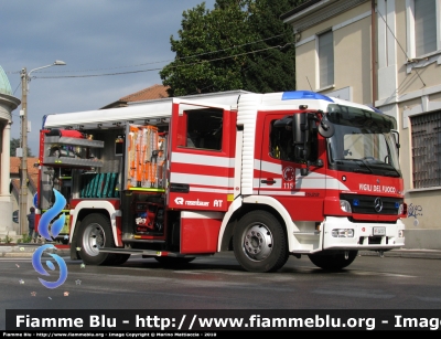 Mercedes-Benz Atego 1529 II serie
Vigili del Fuoco Volontari
Comando Provinciale di Monza
Distaccamento di Carate Brianza (MB)
AutoPompaSerbatoio allestimento Rosenbauer
VF 24757
Parole chiave: Mercedes-Benz Atego_1529_IIserie VF24757